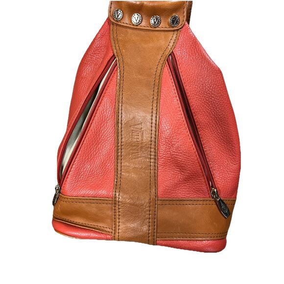 Valentina Leather Bucket Sling Shoulder Bag Backpack Kelly  display picture 3